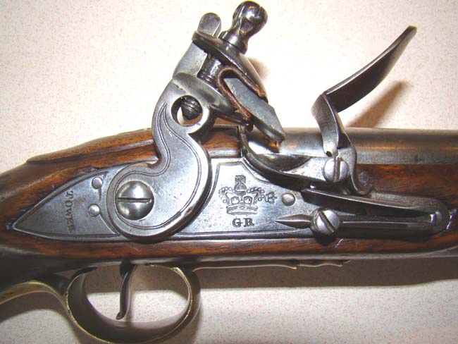 A fine 1801 Pattern British Sea Service Flintlock Pistol made by the Tower of London armories — image 2
